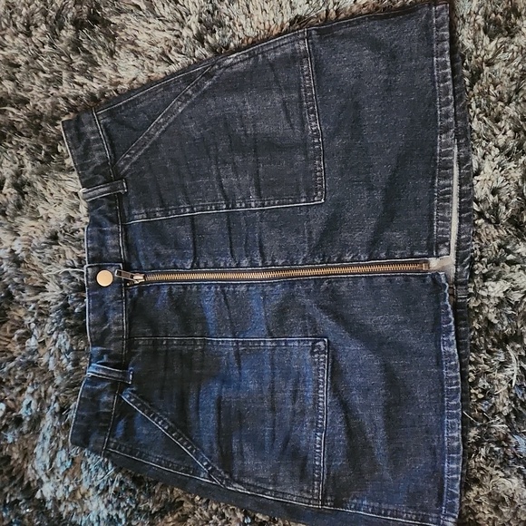 Madewell Dresses & Skirts - Madewell Denim Mini Skirt with Front Zipper